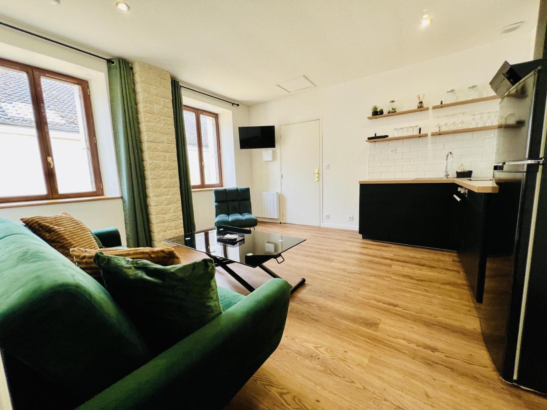 Les Logis D'Esmeralda-Des Appartements Au Charme Intemporel Romorantin-Lanthenay Екстериор снимка