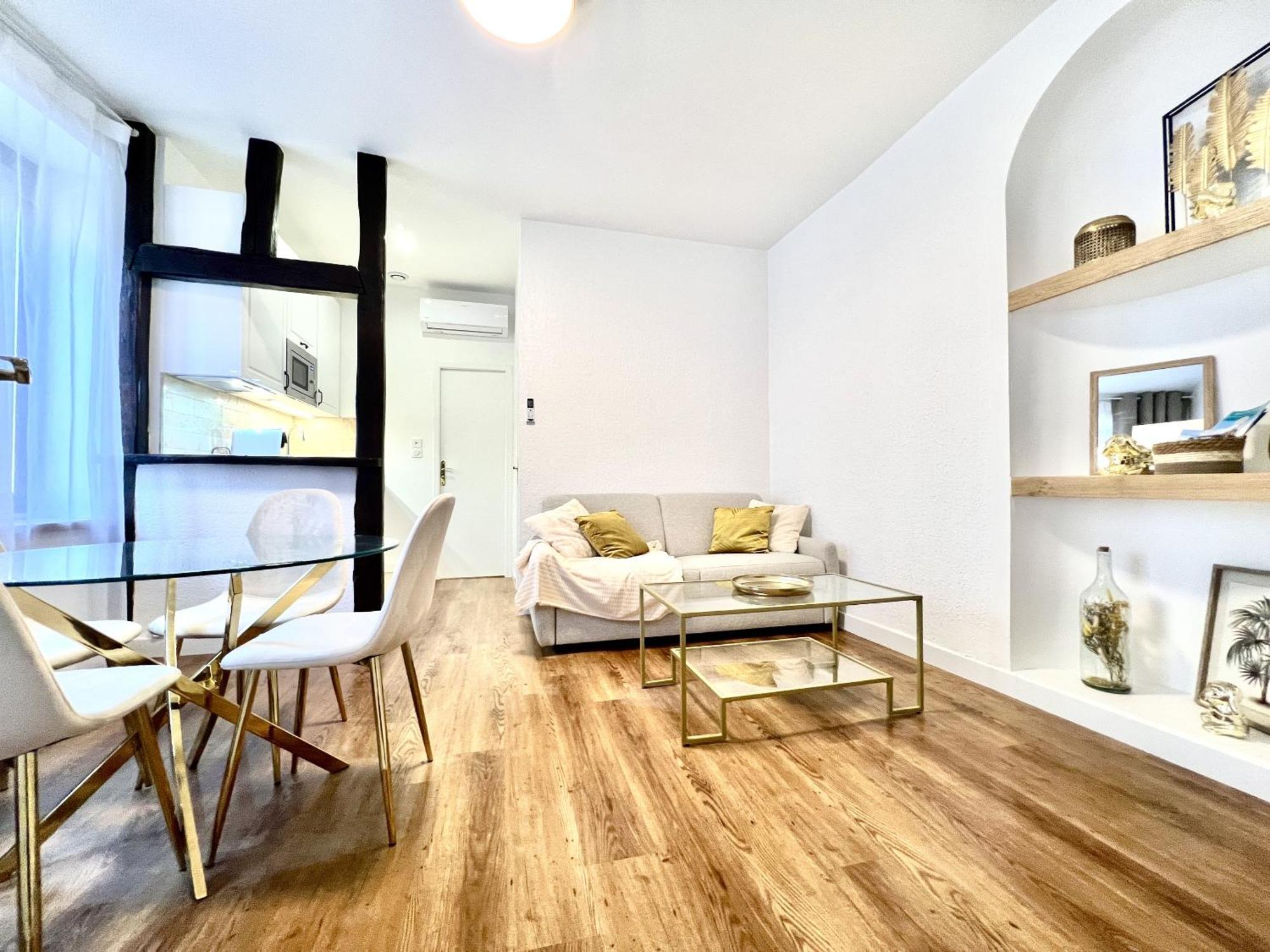 Les Logis D'Esmeralda-Des Appartements Au Charme Intemporel Romorantin-Lanthenay Екстериор снимка